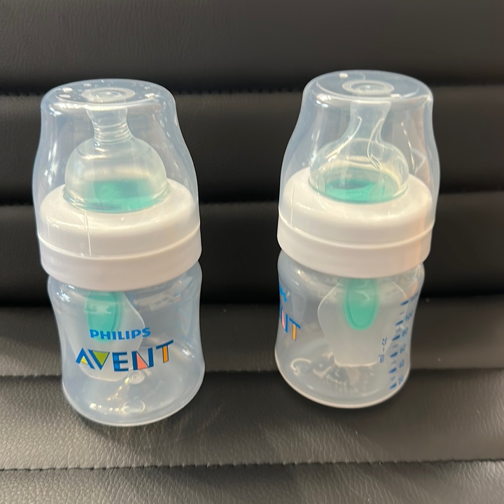 Philips Avent baby bottles (2)